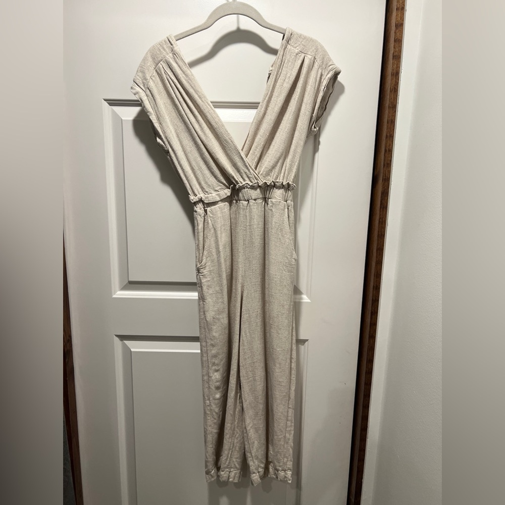 Montuea Small Beige Jumper